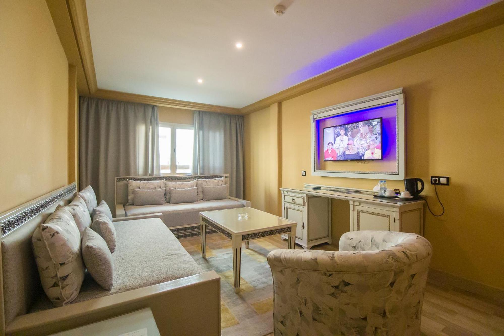 El Oumnia Puerto & Spa Tanger Ngoại thất bức ảnh